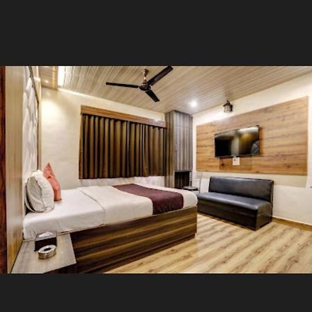 Hotel Green Park Βομβάη Εξωτερικό φωτογραφία