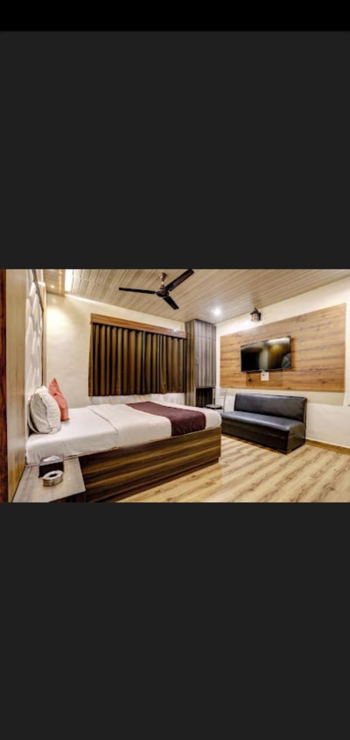 Hotel Green Park Βομβάη Εξωτερικό φωτογραφία